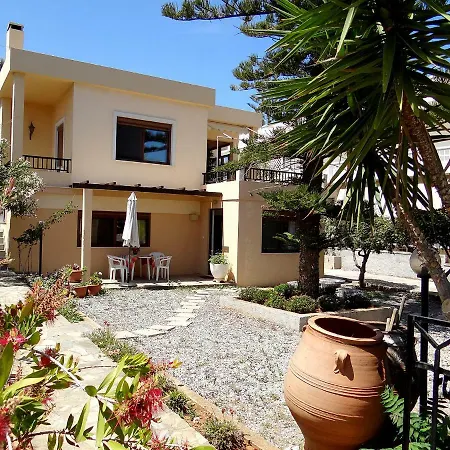 Apartment By The Sea *